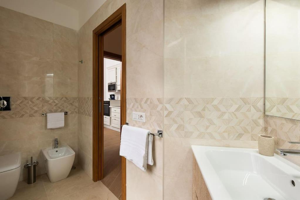 Idyllia - Magnificent * Rome
